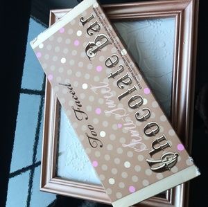 Too faced semi-sweet eye